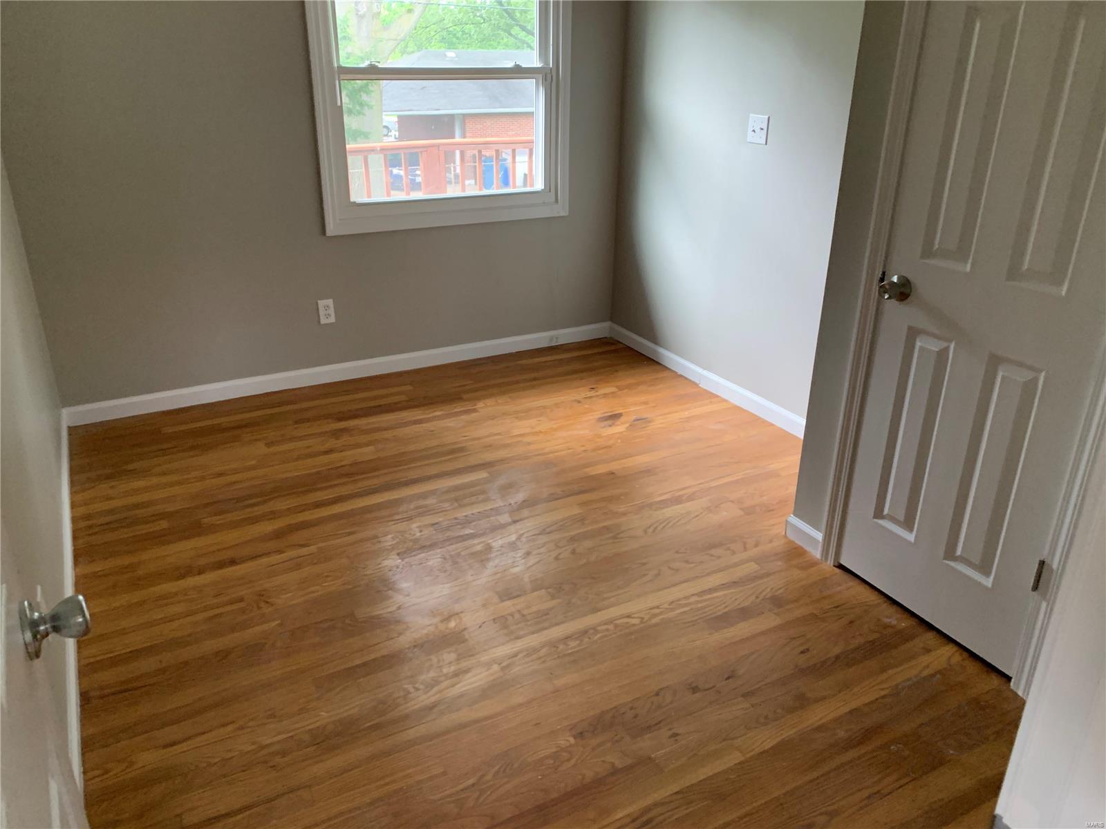 4623 Heege Road St. Louis, MO 63123 - Photo 11 of 14 Gallery Image 11