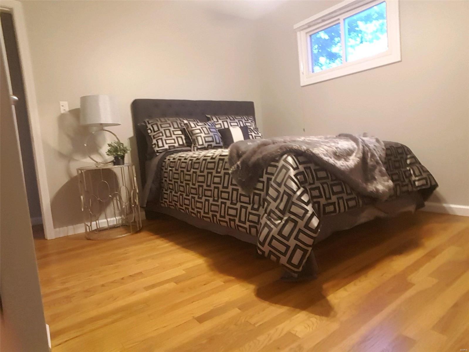 4623 Heege Road St. Louis, MO 63123 - Photo 9 of 14 Gallery Image 9