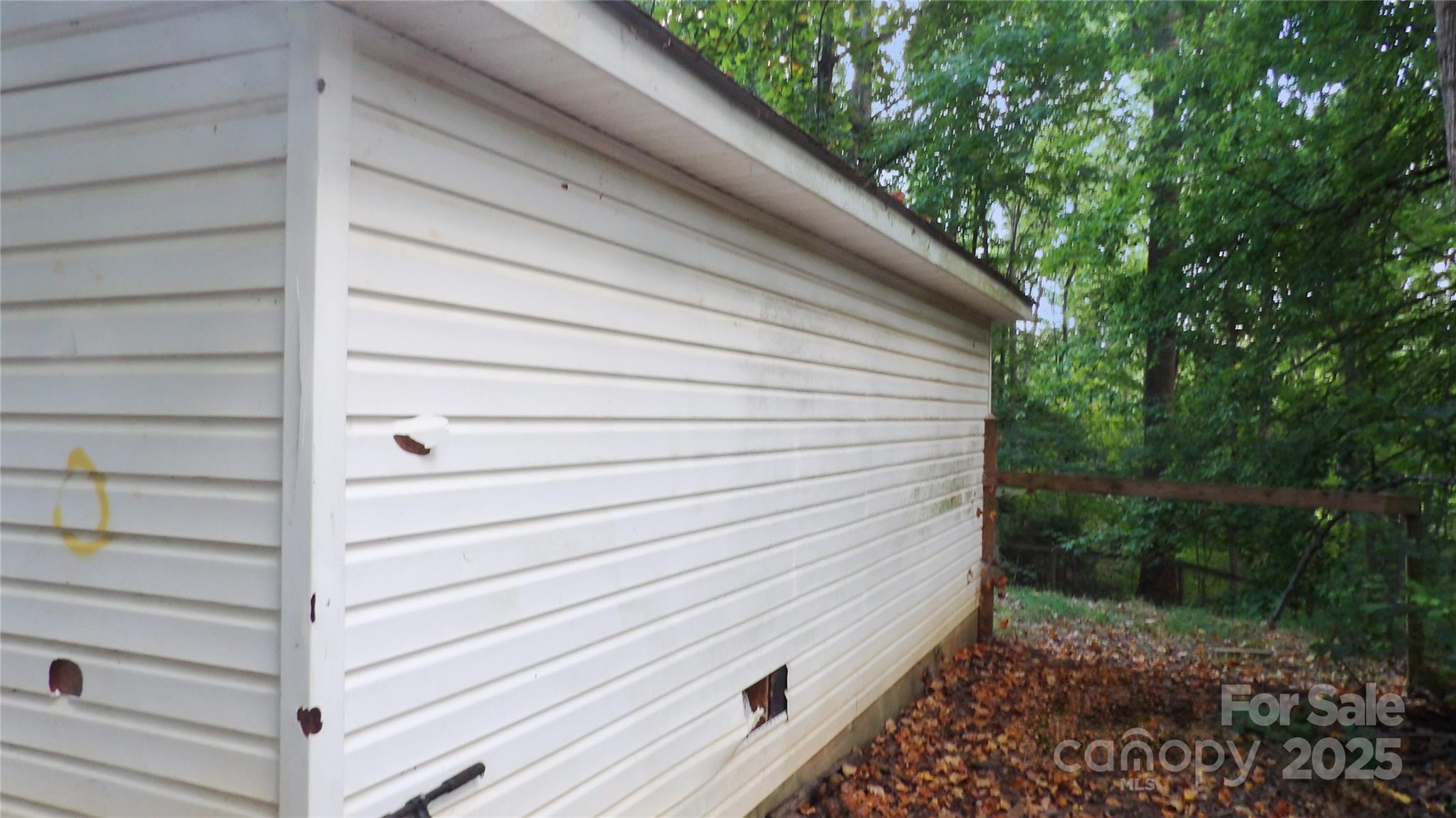 2705 Mountainview Road Clover, SC 29710 - Photo 4 of 32 Gallery Image 4