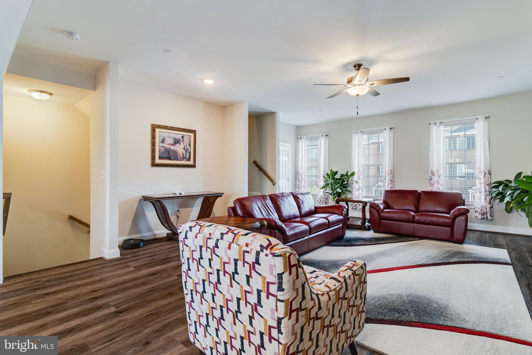 995 Rye Drive La Plata, MD 20646 - Photo 12 of 46 a living room with furniture