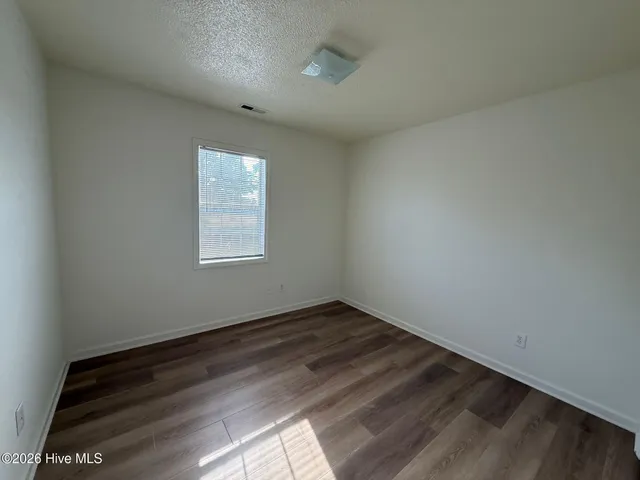 $1,725 | 135 Glenwood Drive, Hubert, NC 28539