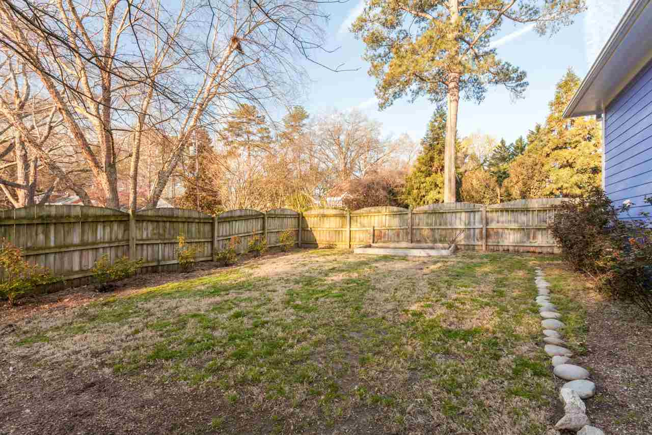 500 Frank Street Raleigh, NC 27604 - Photo 10 of 23 ...or garden or horse around! There's room for it all!