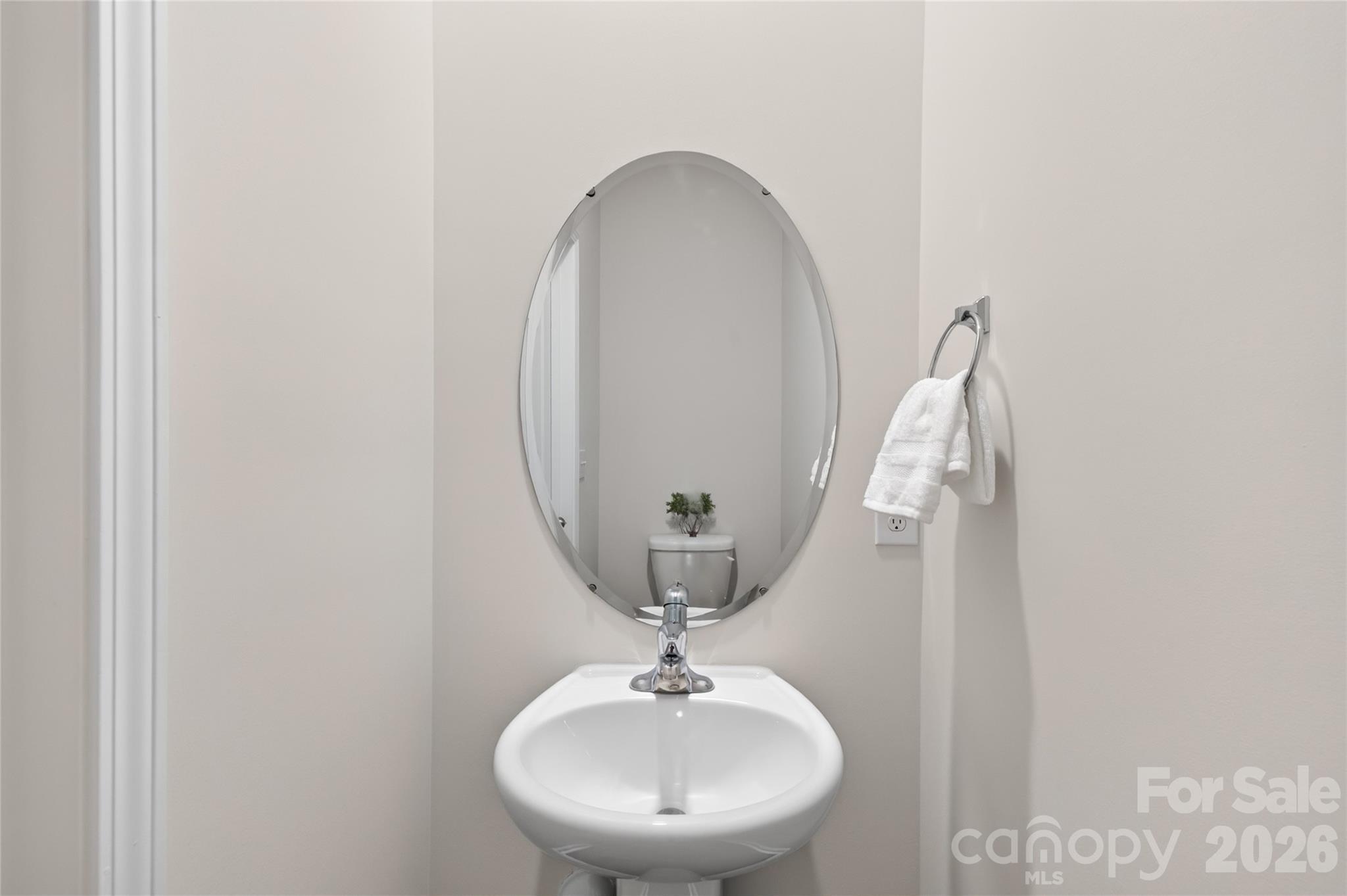 2023 Navarro Road Charlotte, NC 28214 - Photo 10 of 32