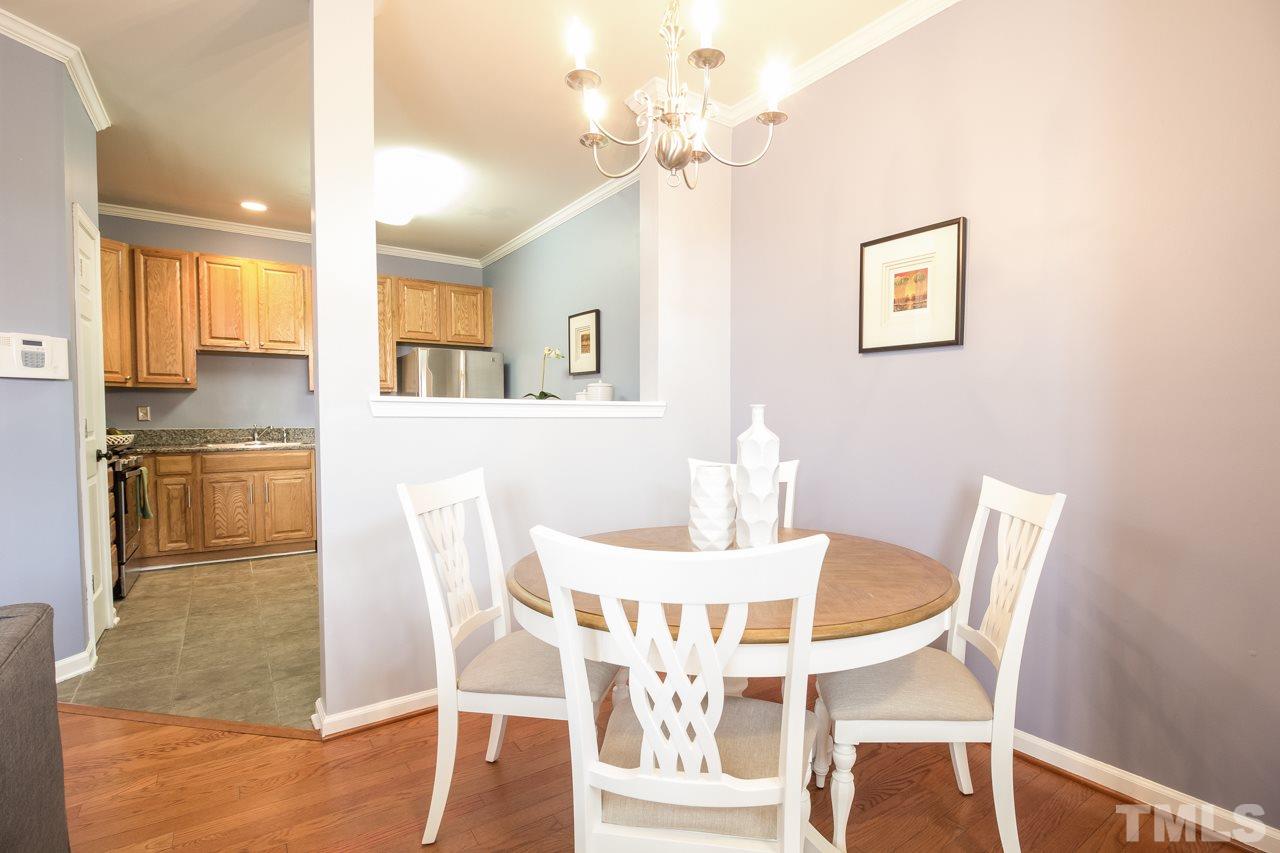 11701 Coppergate Drive, Unit 105 Raleigh, NC 27614 - Photo 7 of 25 Great spot for family meals.