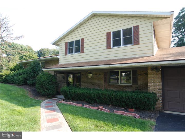 2915 Leiszs Bridge Road Reading, PA 19605 - Photo 2 of 25 Exterior Front
