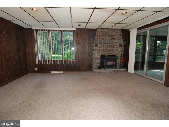 2915 Leiszs Bridge Road Reading, PA 19605 - Photo 12 of 25 Family Room