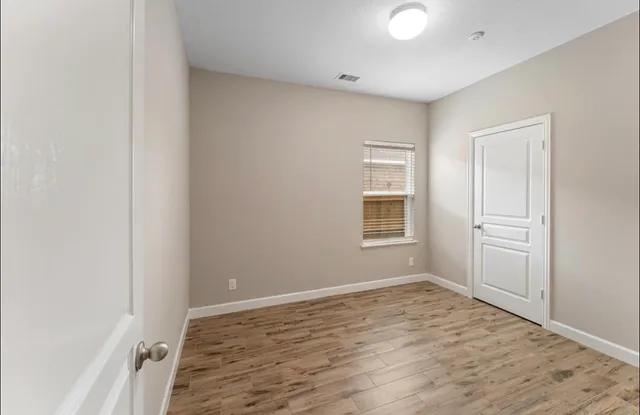 $2,300 | 10910 Woodwind Shadows Drive, Cypress, TX 77433