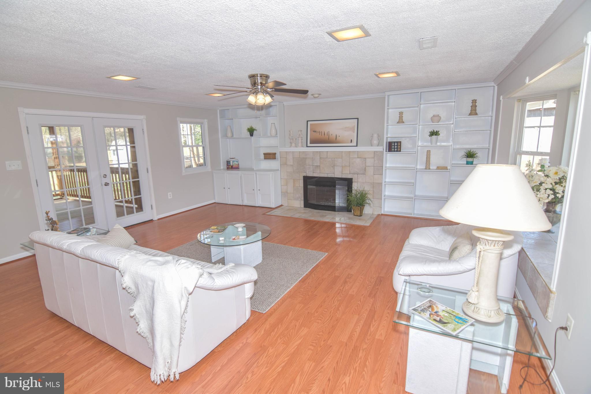 1228 Adams Road Waldorf, MD 20602 - Photo 14 of 26 Living Room