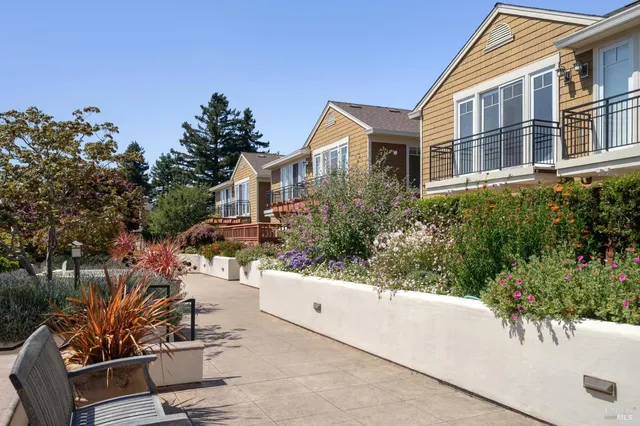 $1,695,000 | 82 Ned's Way, Tiburon, CA 94920