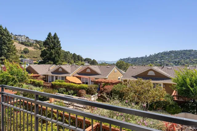 $1,695,000 | 82 Ned's Way, Tiburon, CA 94920