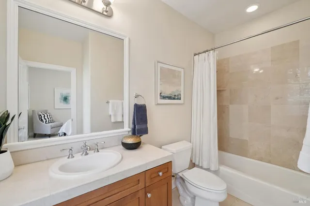 $1,695,000 | 82 Ned's Way, Tiburon, CA 94920