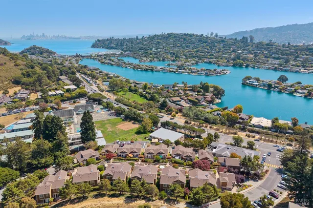 $1,695,000 | 82 Ned's Way, Tiburon, CA 94920