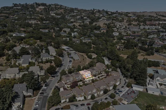 $1,695,000 | 82 Ned's Way, Tiburon, CA 94920