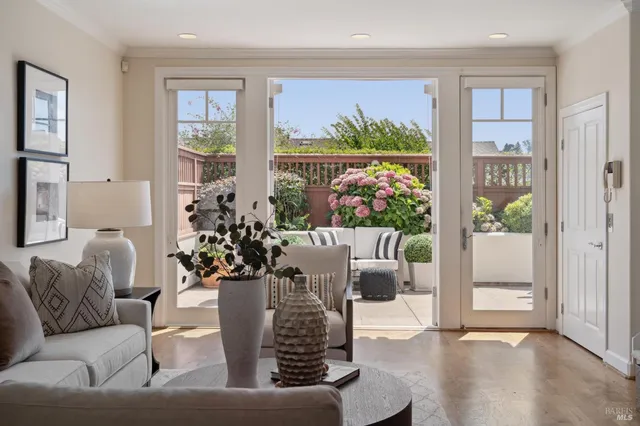 $1,695,000 | 82 Ned's Way, Tiburon, CA 94920