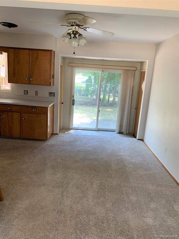 2401 Riverside Drive Port Huron, MI 48060 - Photo 5 of 29
