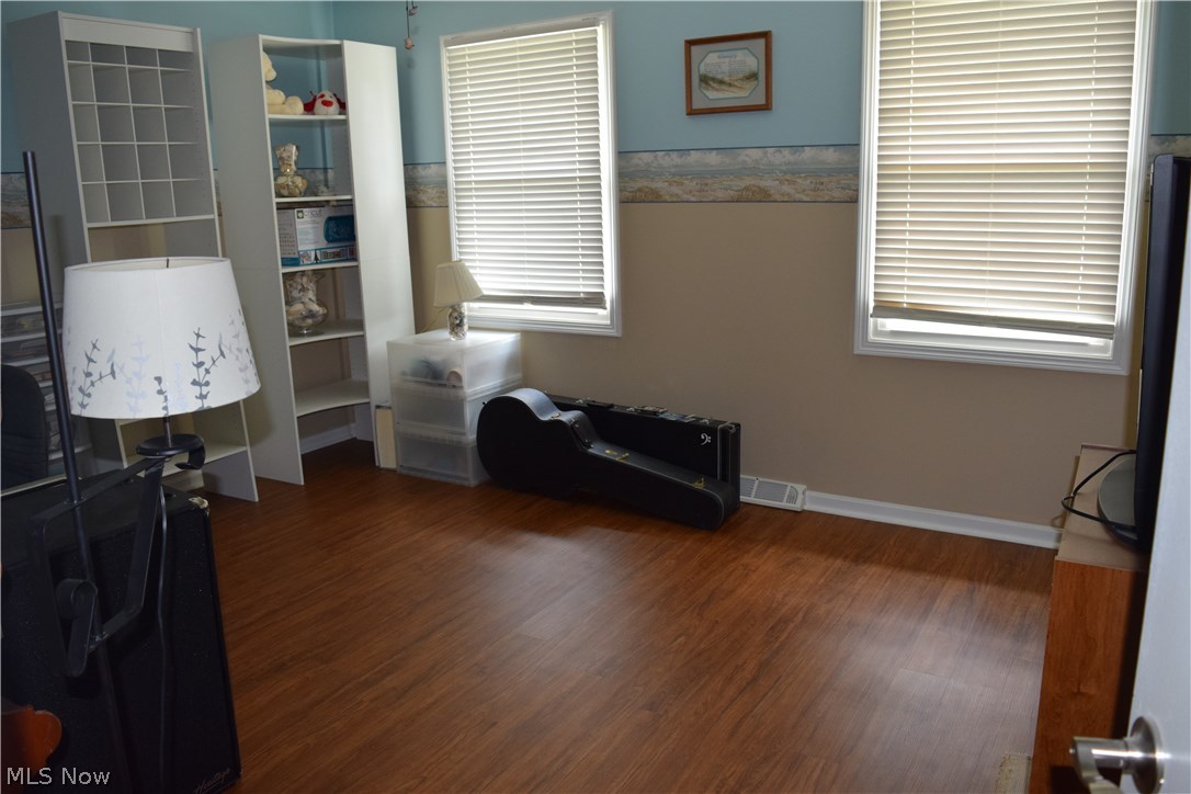 6465 Ridgewood Street Southwest Canton, OH 44706 - Photo 22 of 29 Gallery Image 22