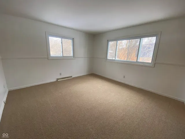 $1,995 | 2530 West 44th Street, Indianapolis, IN 46228