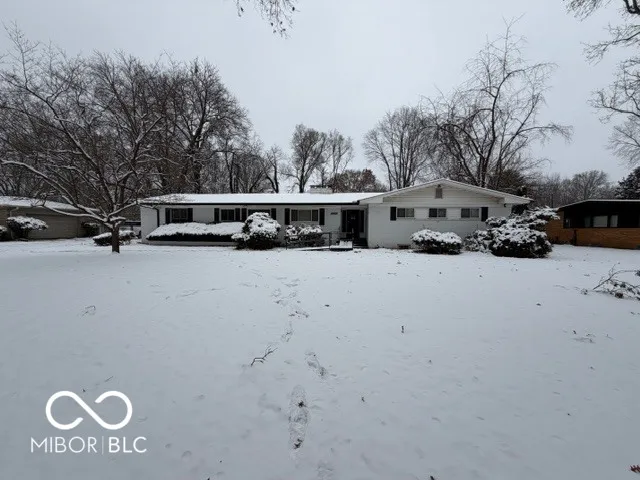 $1,995 | 2530 West 44th Street, Indianapolis, IN 46228