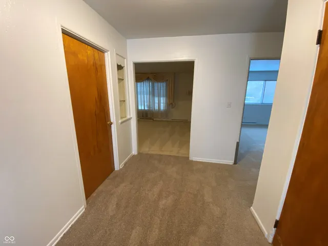 $1,995 | 2530 West 44th Street, Indianapolis, IN 46228