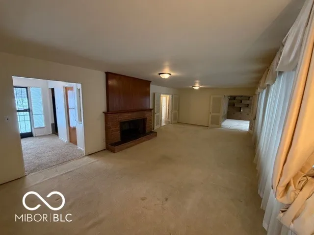 $1,995 | 2530 West 44th Street, Indianapolis, IN 46228