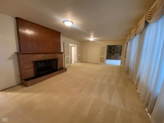 $1,995 | 2530 West 44th Street, Indianapolis, IN 46228