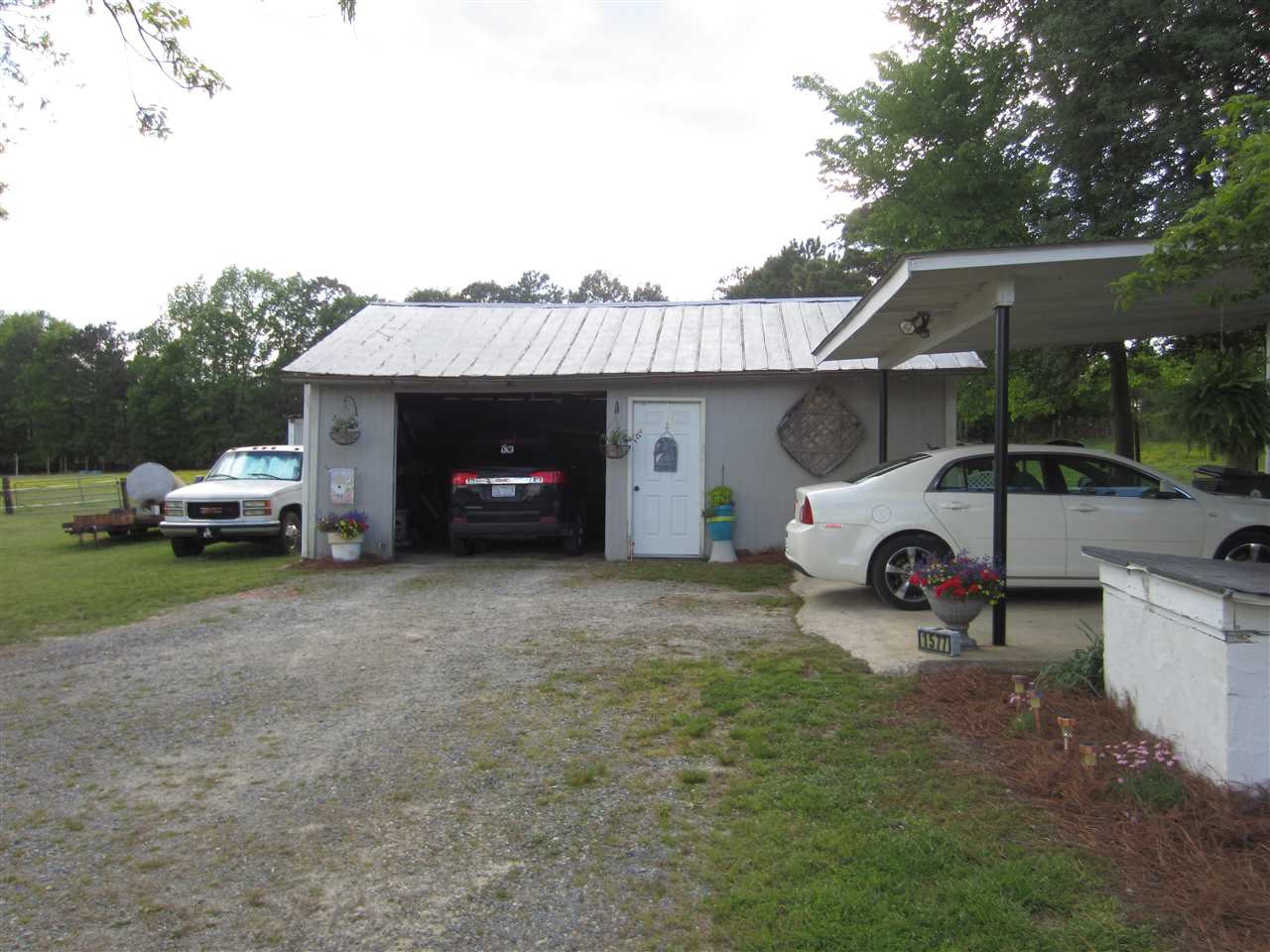 1577 Davis Homestead Road Selma, NC 27576 - Photo 5 of 22 Photo 5