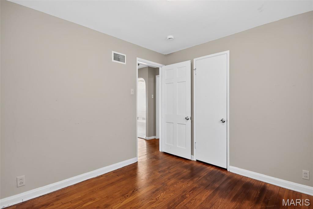 8129 Titus Road St. Louis, MO 63114 - Photo 26 of 35