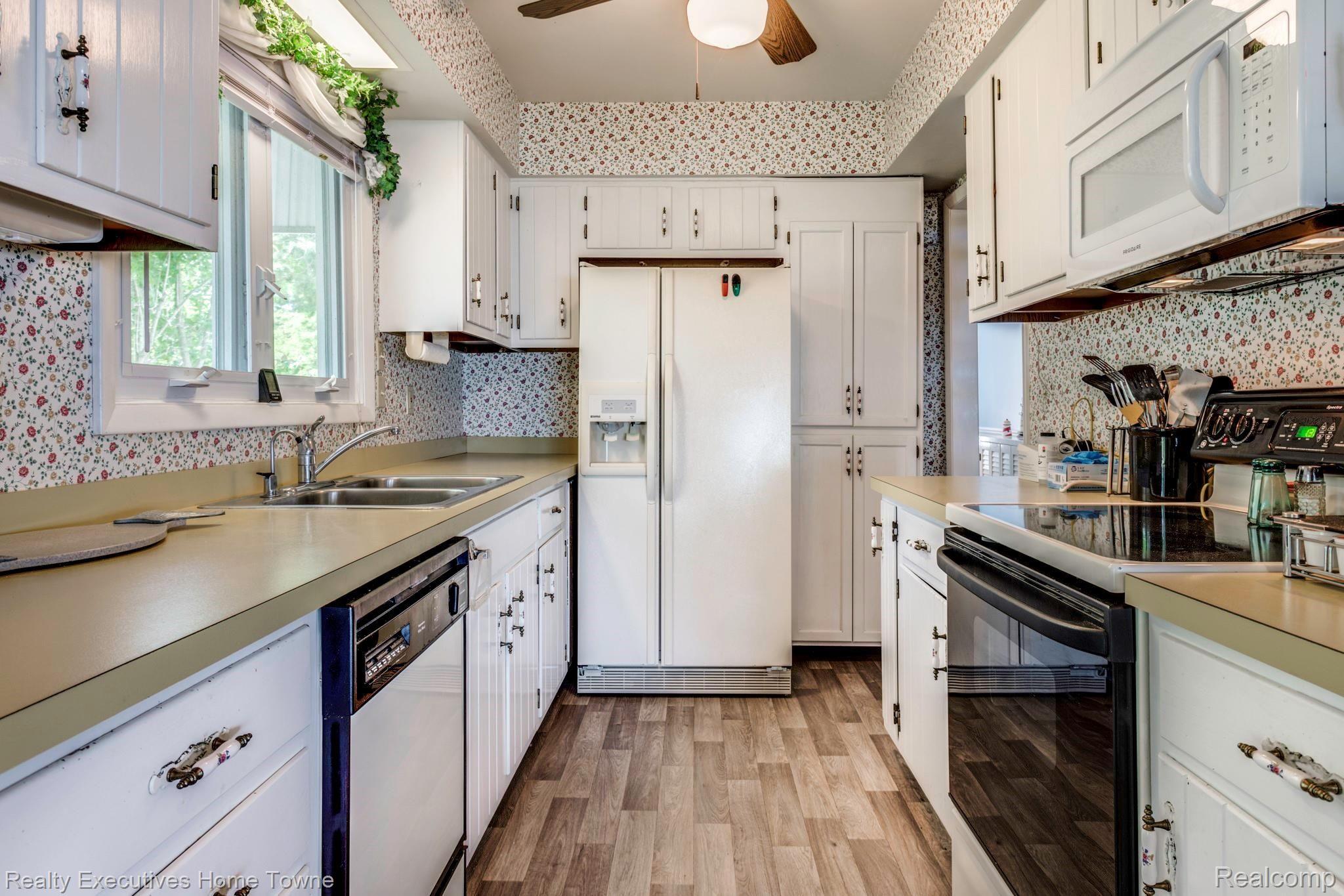 8641 Lakeshore Road Lexington, MI 48450 - Photo 41 of 54 8641 Lakeshore Rd-6.jpg