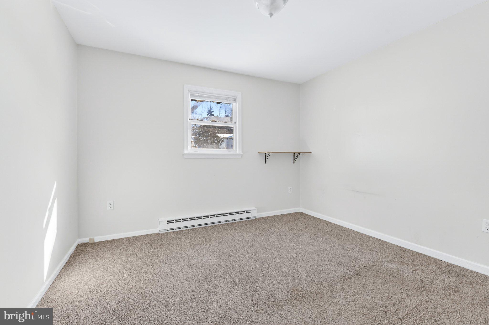 223 Colonial Drive Akron, PA 17501 - Photo 17 of 38