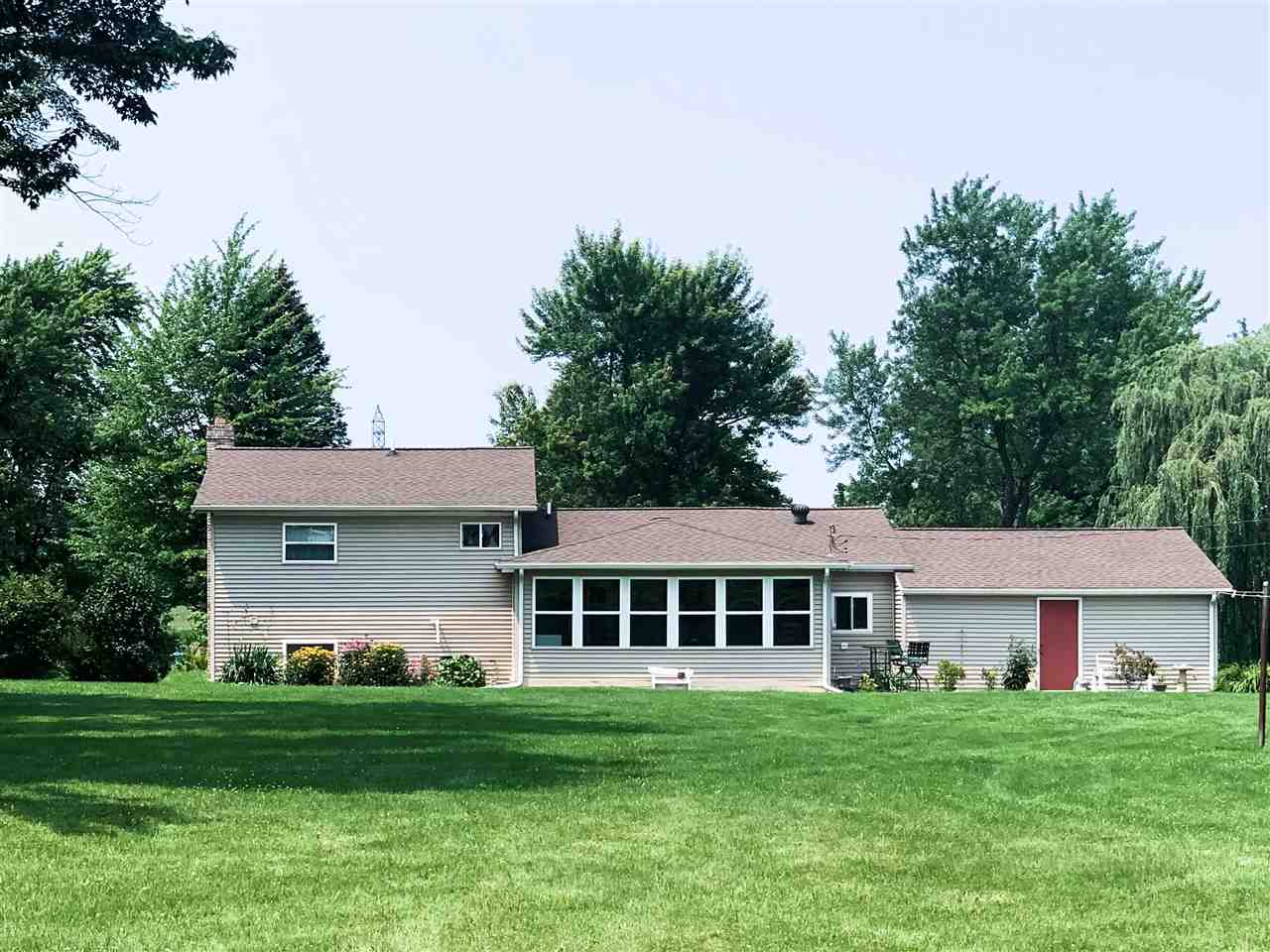 10347 South Bray Road Clio, MI 48420 - Photo 25 of 27 1890610-24.JPG