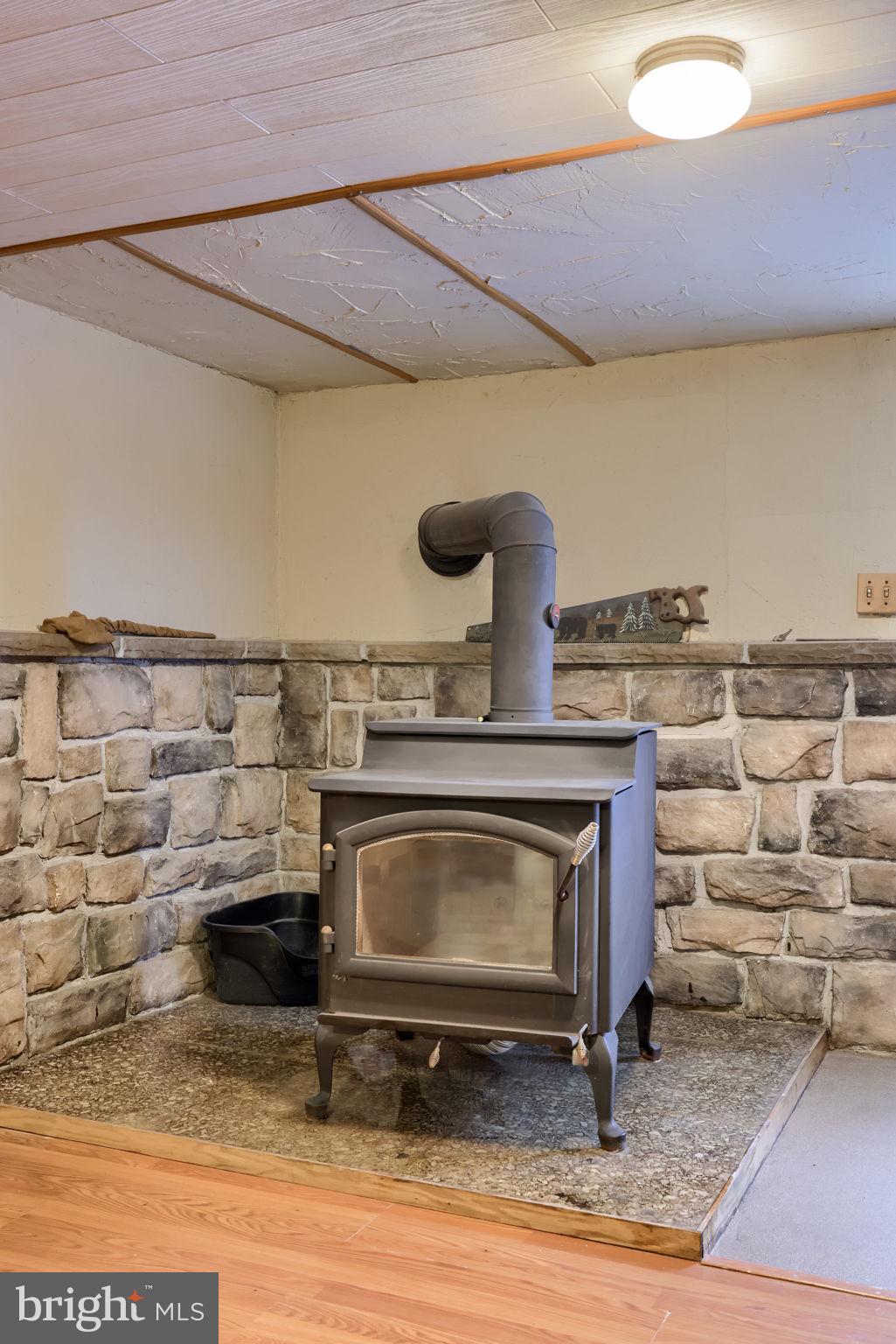 17 South Elm Street Lititz, PA 17543 - Photo 25 of 33