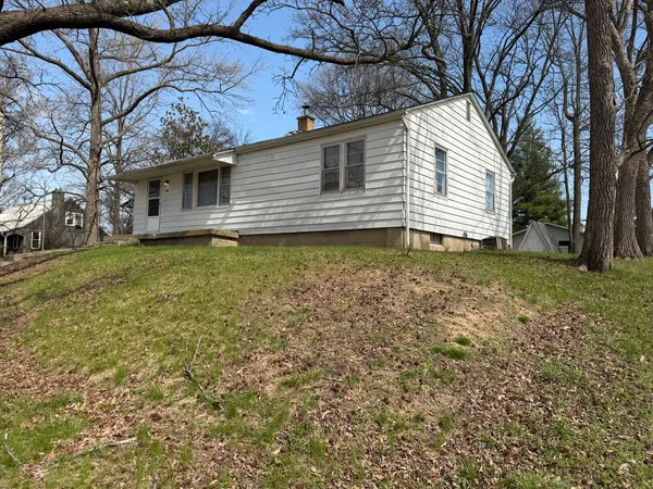 $39,500 | 206 South 1st Street, Pinckneyville, IL 62274