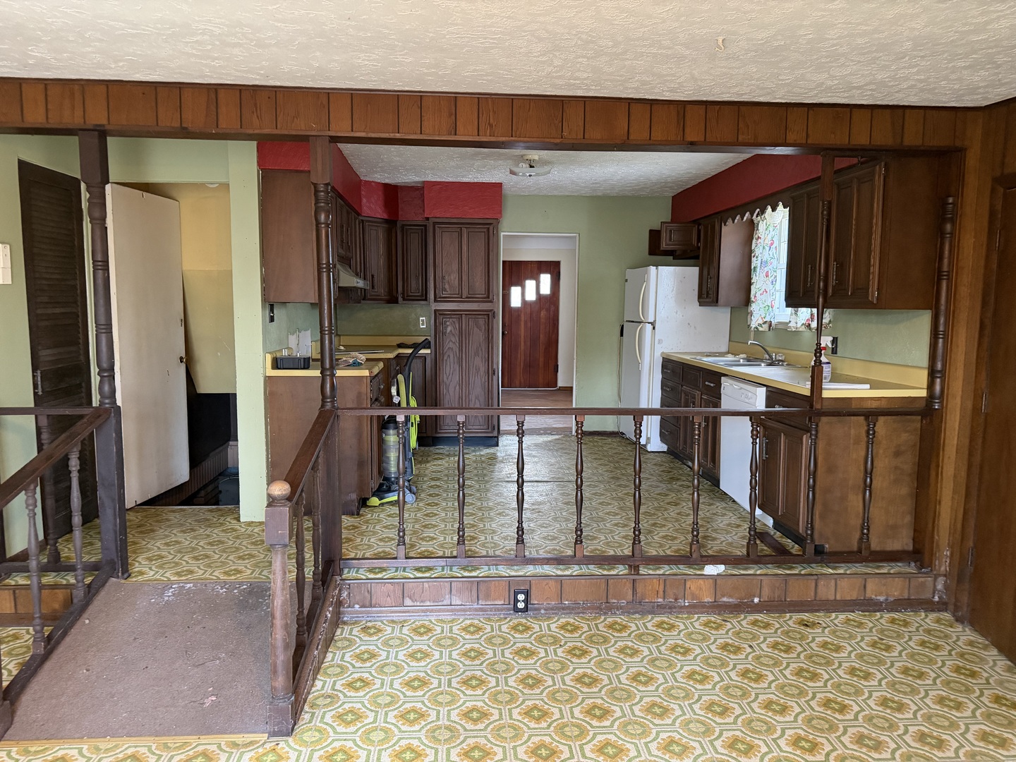 206 South 1st Street Pinckneyville, IL 62274 - Photo 6 of 13