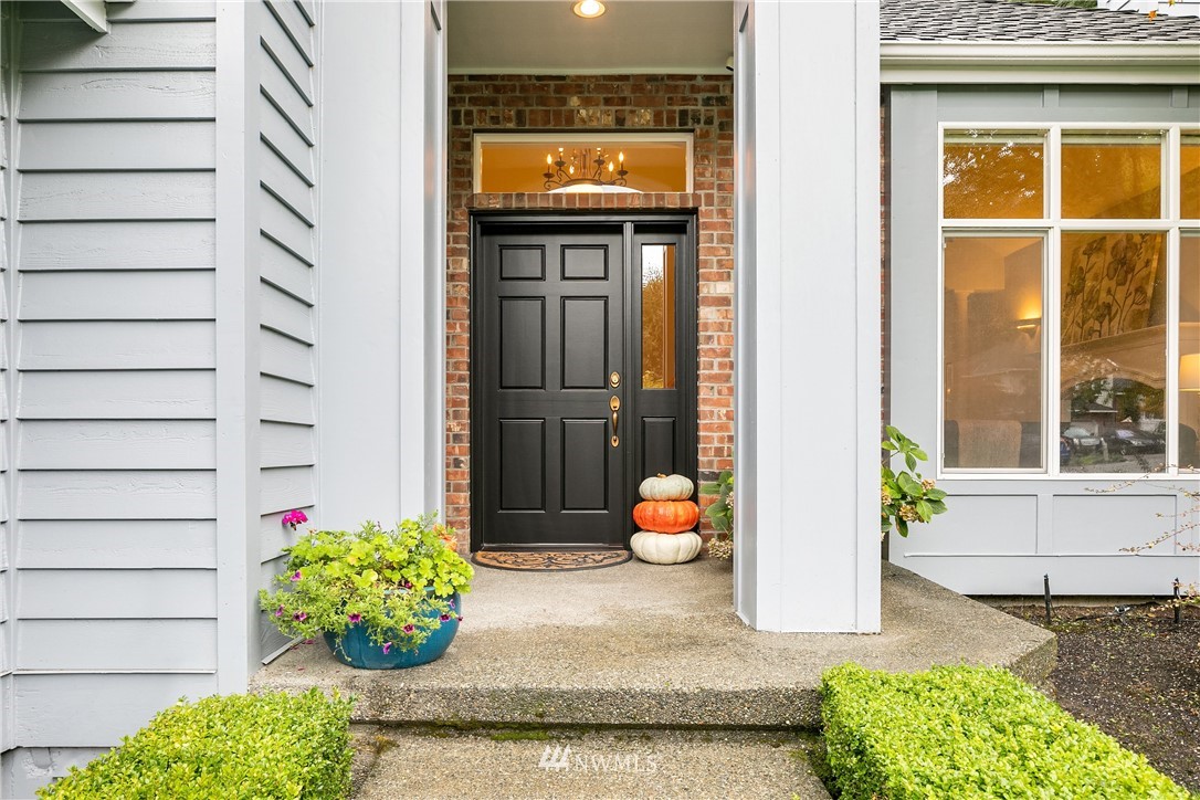 14633 Southeast 82nd Court Newcastle, WA 98059 - Photo 3 of 34 a view of a entryway front of house