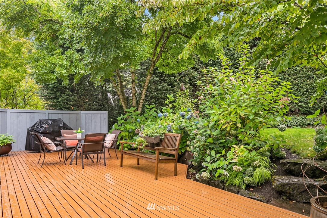 14633 Southeast 82nd Court Newcastle, WA 98059 - Photo 29 of 34 a outdoor view with a sitting space and garden