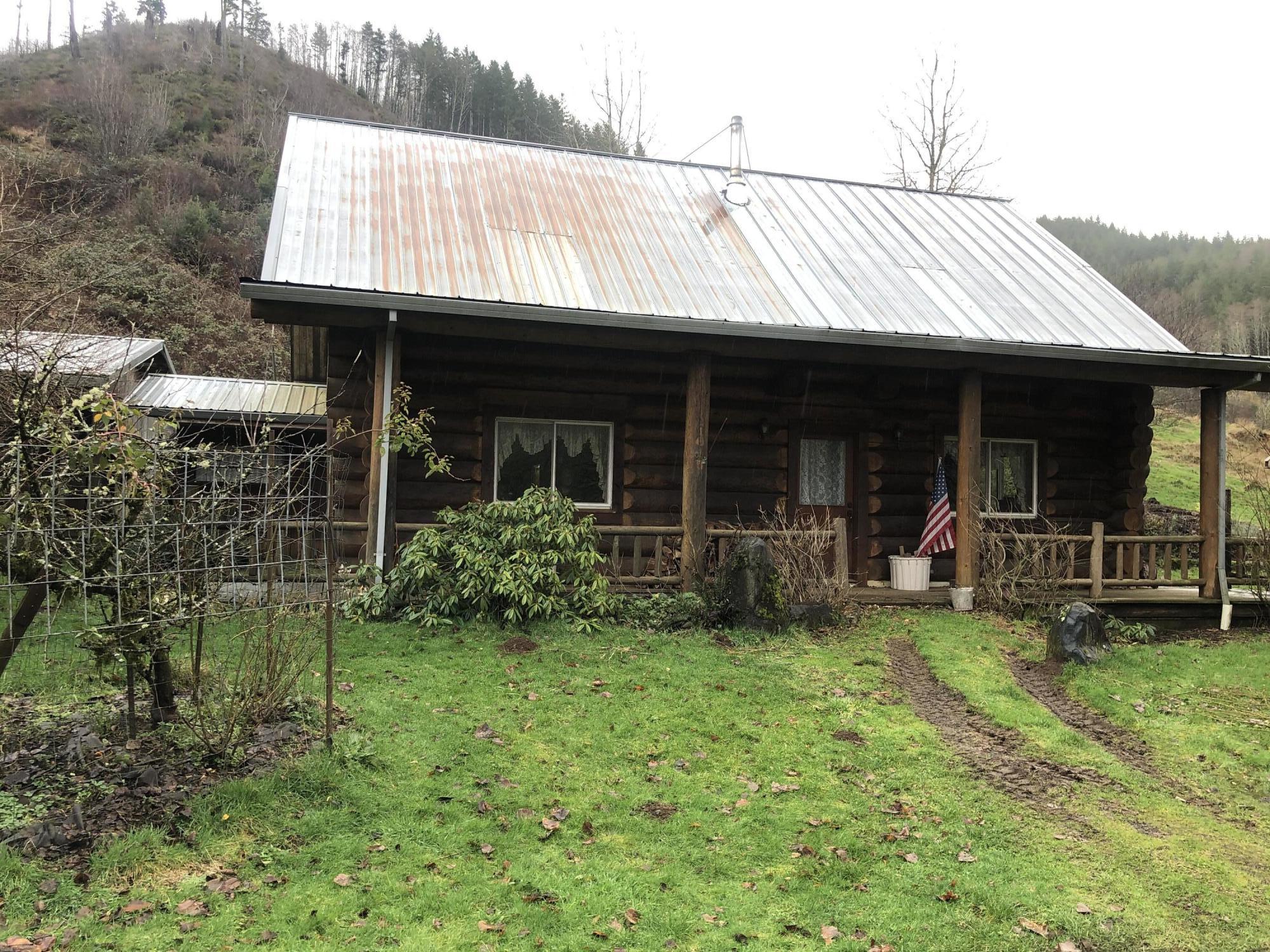 21015 Moon Creek Road Beaver, OR 97108 - Photo 6 of 35 IMG_6622