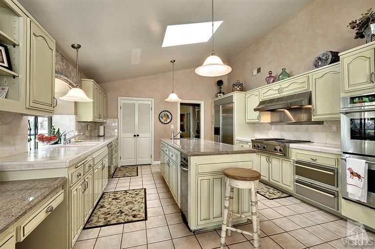 12008 Pradera Road Camarillo, CA 93012 - Photo 8 of 22 Additional Photo