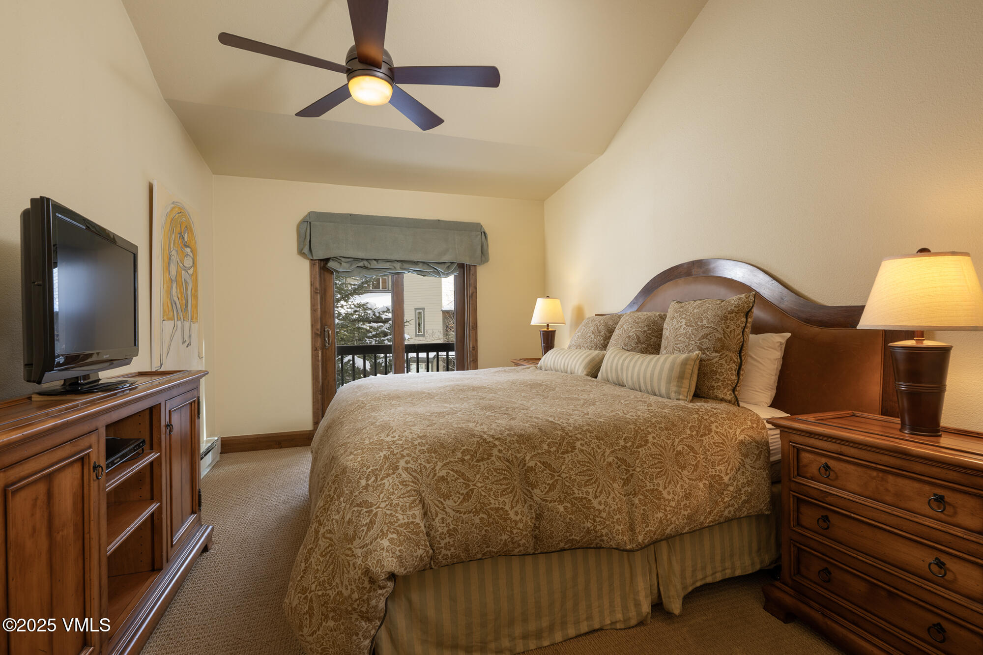 1476 Westhaven Drive, Unit 22 Vail, CO 81657 - Photo 7 of 14 CS 22 MS