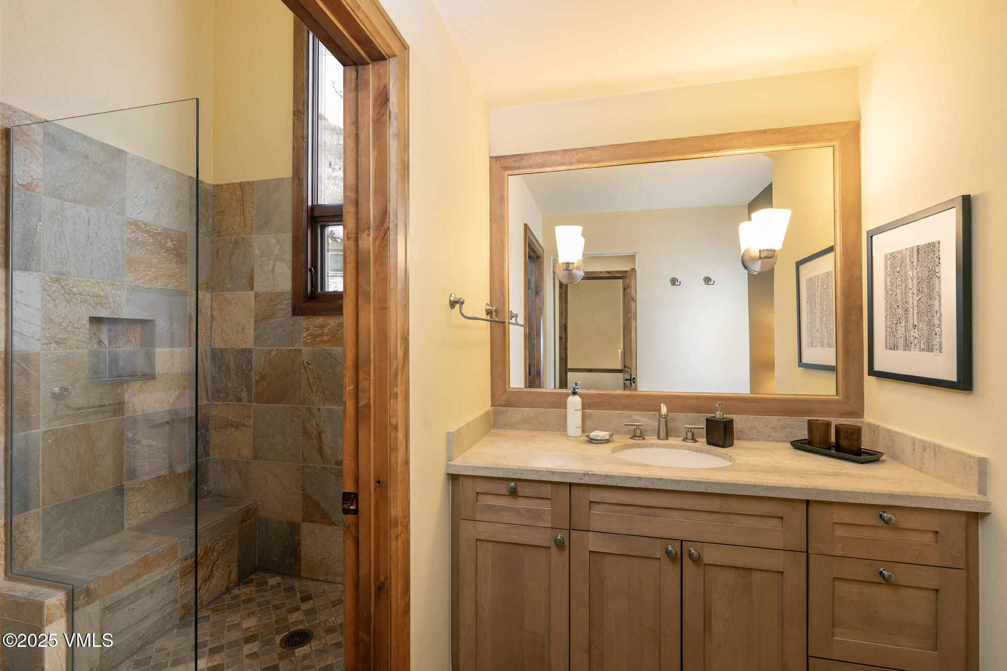 1476 Westhaven Drive, Unit 22 Vail, CO 81657 - Photo 8 of 14 CS 22 GB