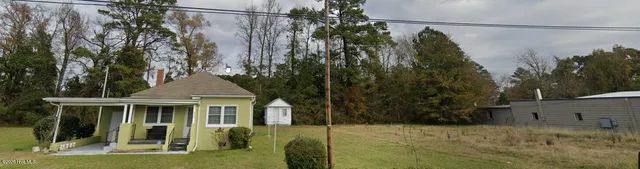 $240,000 | 256 U.S. Highway 70 West, Havelock, NC 28532