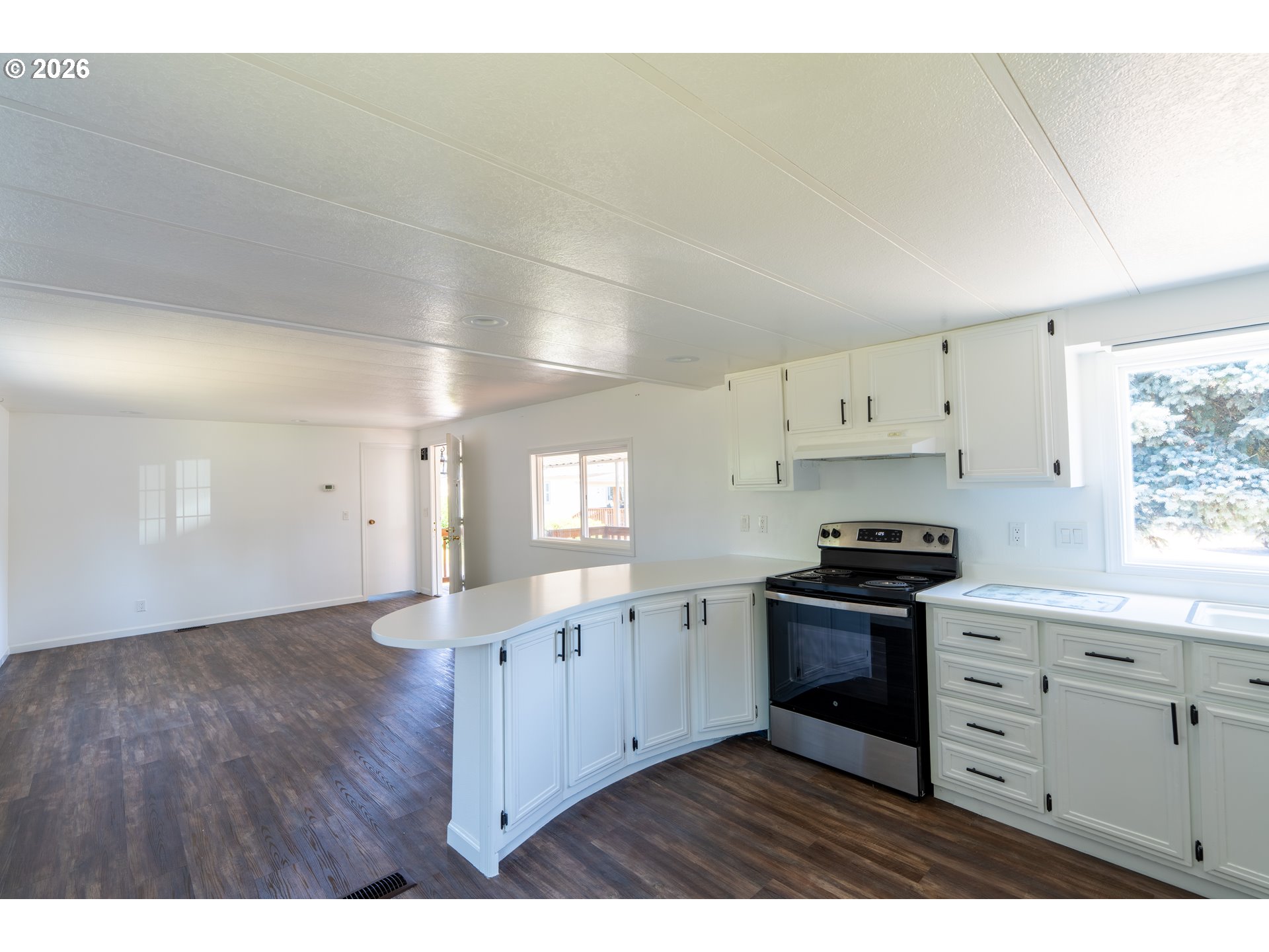 15619 Northeast Caples Road, Unit 128 Brush Prairie, WA 98606 - Photo 13 of 30 Kitchen