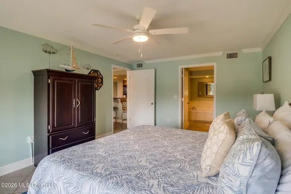 $269,900 | 2046 Beach Boulevard, Unit D302, Biloxi, MS 39531