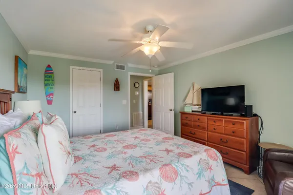 $269,900 | 2046 Beach Boulevard, Unit D302, Biloxi, MS 39531