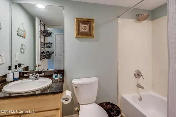 $269,900 | 2046 Beach Boulevard, Unit D302, Biloxi, MS 39531