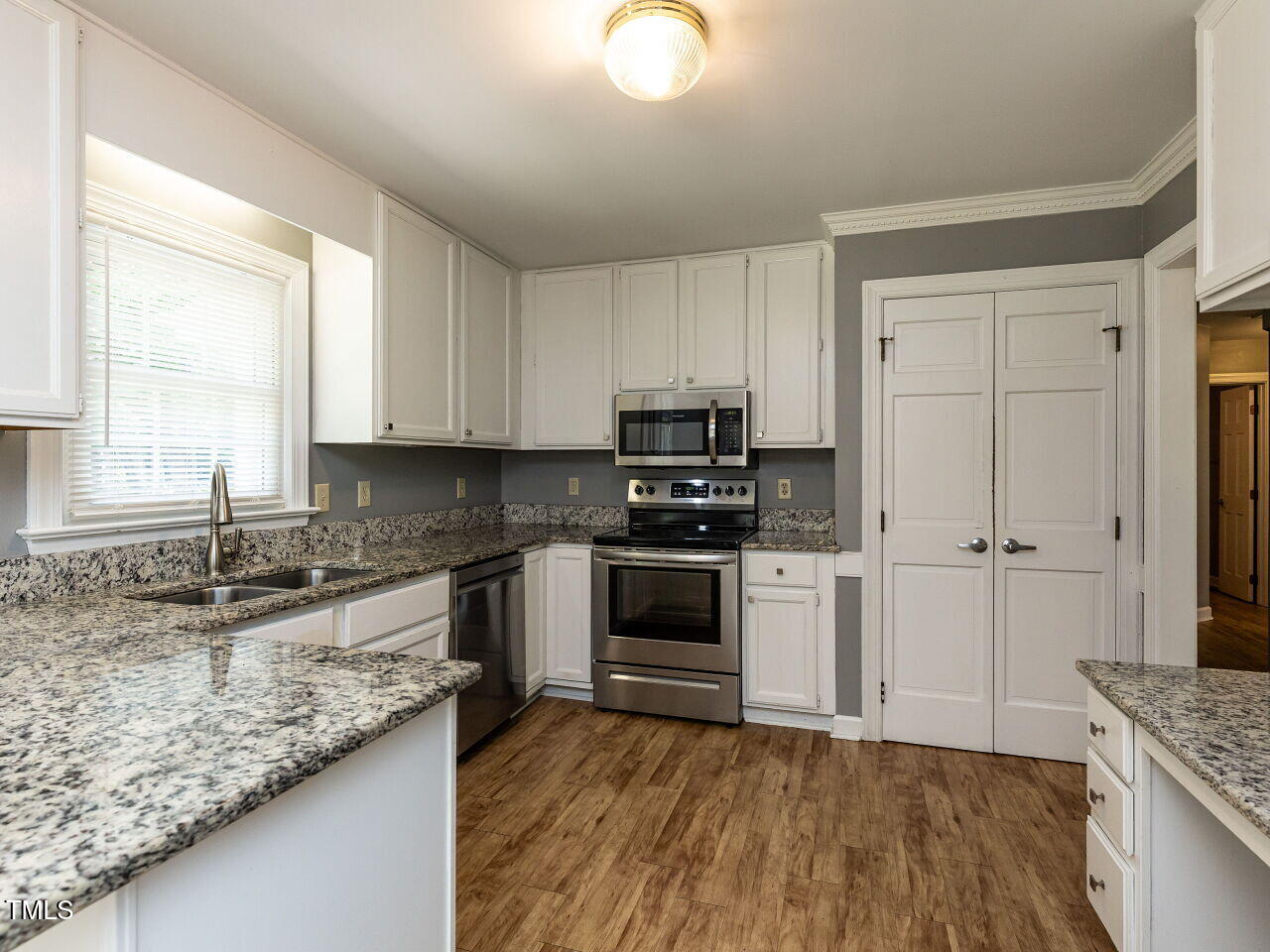 6020 Wildorlyn Circle Raleigh, NC 27603 - Photo 11 of 28 011-1280x960-kitchen
