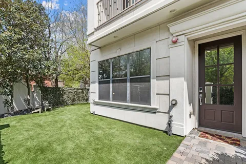 $765,000 | 5303 Weslayan Street, Houston, TX 77005