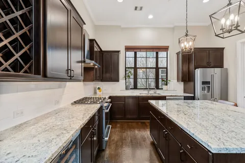 $765,000 | 5303 Weslayan Street, Houston, TX 77005