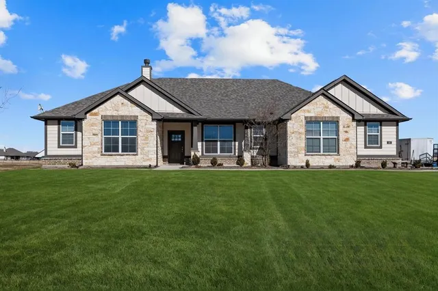 $445,000 | 185 Chester Road, Springtown, TX 76082