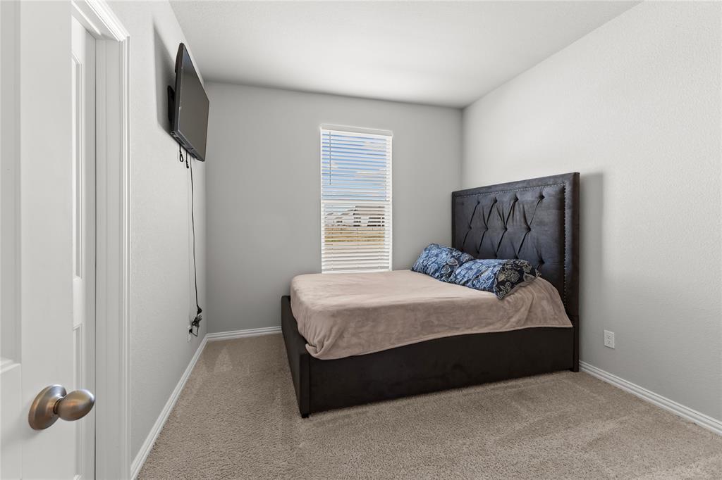 185 Chester Road Springtown, TX 76082 - Photo 13 of 20