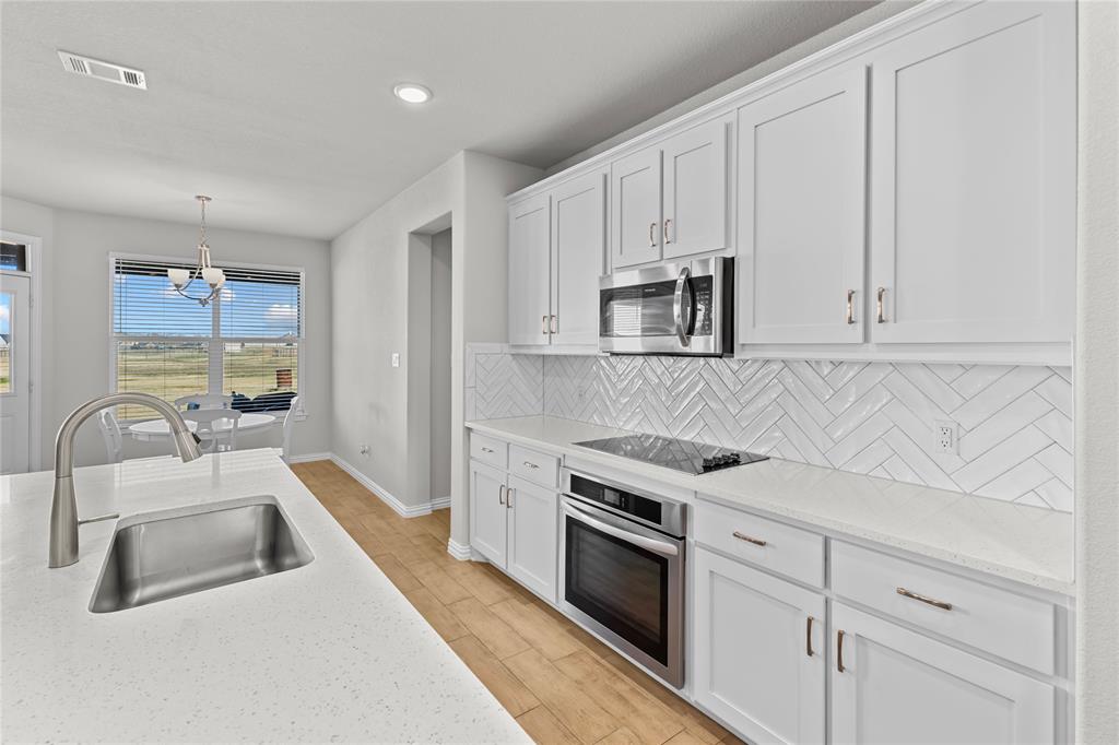 185 Chester Road Springtown, TX 76082 - Photo 6 of 20